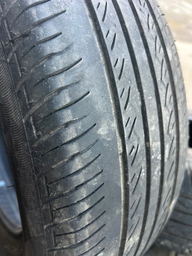 サマータイヤ　195/65R15 HIFLY 4本タイヤのみ
