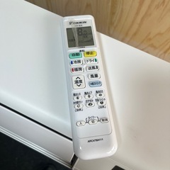 シーズンが来るの取り付け業者も、本体も高くなる傾向です！6畳用 ダイキン エアコン ルームエアコン 2.2kw AN224AES-W 2024年式 中古品 クーラー の画像