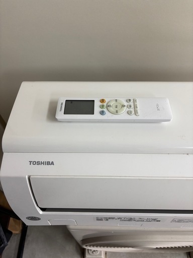 ?東芝の安心エアコン?取付込❄️簡易クリーニング済✨️中古 東芝 TOSHIBA ルームエアコン RAS-G221M（W） 2020年