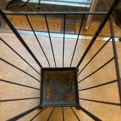 スチール？傘立ての画像