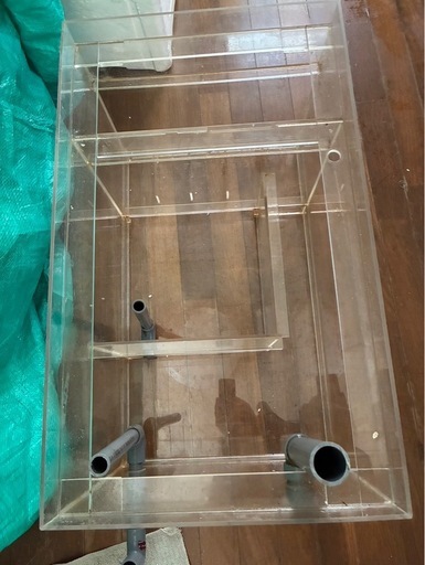 美品！アクリル 大型 濾過槽 幅700×奥行420×高さ400㎜ 厚み 5㎜ クリアルーバー 塩ビパンチングボード 接続パイプ VP2