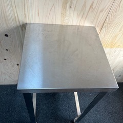 ステンレス作業台 厨房設備 作業台 レベル調節可能 W450 D450 H800 定番サイズ 調理台 業務用作業台　美品 の画像