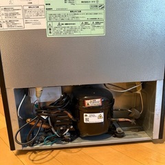 [2023年製]アイリスオーヤマ 冷凍庫 31L（木目調）の画像