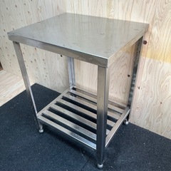 ステンレス作業台 厨房設備 飲食店 調理台 業務用 作業台 W500 D600 H800 中古品 レベル調節可能の画像