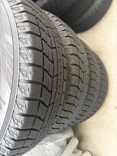 175/70R14スタッドレスタイヤ