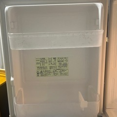 一人暮らし用冷蔵庫　137L　右開き左開き変更可能の画像