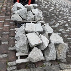 白御影間知石　　　の画像