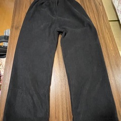 暖かいボトムの画像