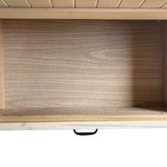 カントリー調キャビネットの画像