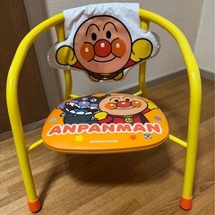 座ると音が出る子ども用いす　アンパンマンの画像
