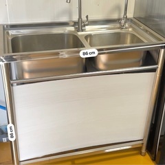 業務用2層シンクとステンレス台の画像