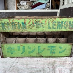 昭和レトロ　キリンレモン運搬用木箱の画像