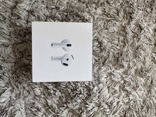 AirPods 4  完全新品　未開封
