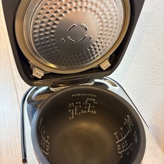 炊飯器の画像