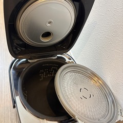 炊飯器の画像