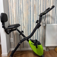 ハイガー フィットネスバイクの画像