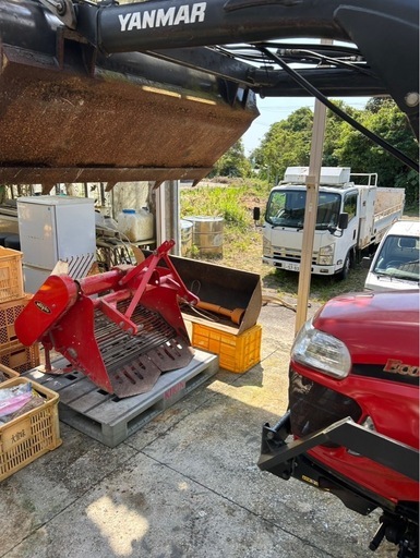 トラクター用芋掘り機