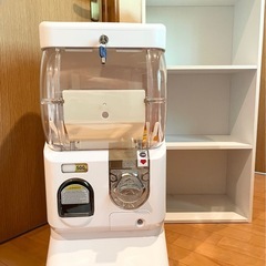 《美品》ガチャ 本体 カプセル付  500円玉専用 の画像