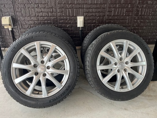 美品　17インチ　ホイール スタッドレスタイヤ　 ミシュラン4本　2021年 215/50R17   7J 48  　