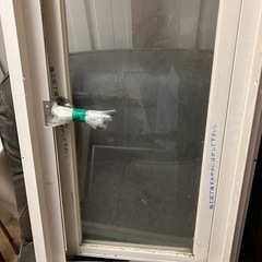 窓枠　ガラス戸　　未使用品？
の画像