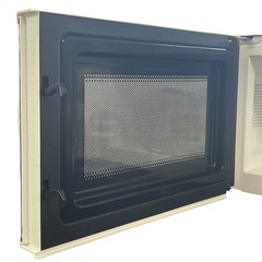 【 美品 】 アイリスオーヤマ　電子レンジ　2021年製の画像