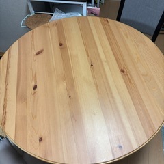 ダイニングテーブル＋椅子の画像