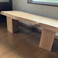 1枚板テーブルの画像