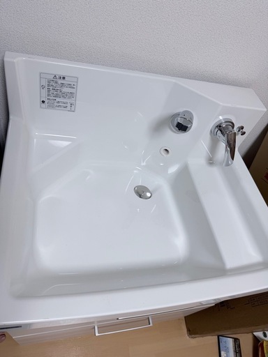 洗面化粧台　未使用品