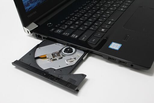 【中古ノートPC】東芝〈dynabook T55/CBD〉Intel Core i5/SSD256GB/メモリ8GB ⑥