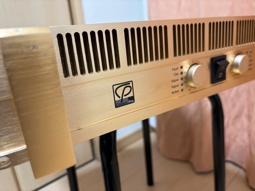 CLASSIC  PRO CP1200　パワーアンプ