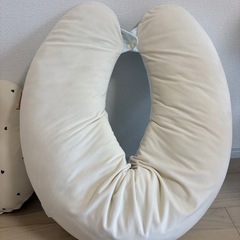 授乳クッション AILEBEBEの画像