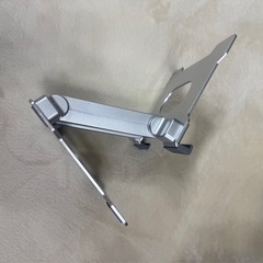 iPad スタンド 卓上 アルミ製 土台強化 安定性 折り畳み式 高さ調整 角度調整可能 滑り止め付きの画像