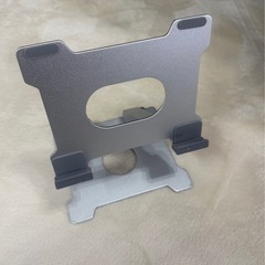 iPad スタンド 卓上 アルミ製 土台強化 安定性 折り畳み式 高さ調整 角度調整可能 滑り止め付きの画像