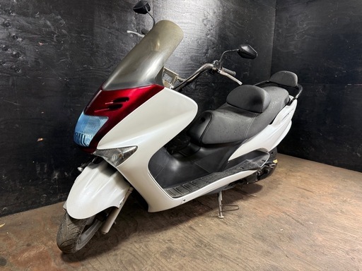 ★支払総額4.8万円★関東圏内即日配送可能！ 全車走行テスト済み！ ヤマハ マジェスティ125FI 白　社外マフラー！ フェンダーレス！ 社外リアサス！ 社外ハンドル、ポスト！ LEDヘッドライト！