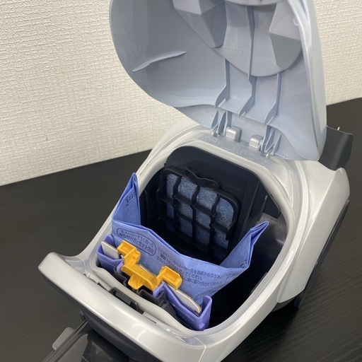 【ご来店限定】＊ MITSUBISHI 紙パック掃除機　2024年製＊0401-1