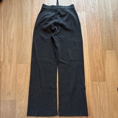 出産準備　UNIQLOウォッシャブルニットリブパンツＬサイズ2枚ナチュラル・ブラウンの画像