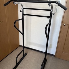 懸垂マシン ぶら下がり健康器
の画像