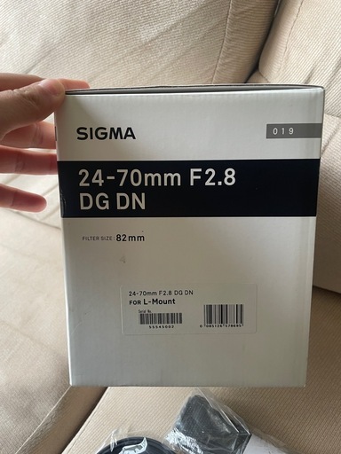【取引中】SIGMA 24-70mm F2.8 DG DN Art