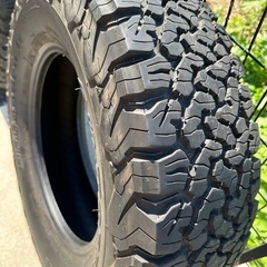 ４本セットRAYSTEAMDAYTONAM9グッドリッチKO2255/75R17の画像