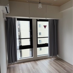 【遮光カーテン4枚セット（レース付き）ライトグレー｜幅100×丈185】の画像