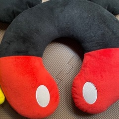 ぬいぐるみ　ミッキー ネックピロー　アンパンマン　クマーバの画像