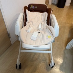 Combi ハイローチェア コンセント部分なしの画像