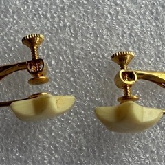 星モチーフ イヤリング ゴールドカラー レディースの画像