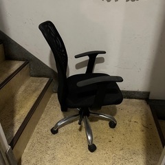オフィス椅子　中古　　黒の画像