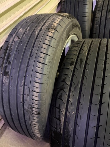 エスティマ　215/65R17 夏タイヤ　ホイール