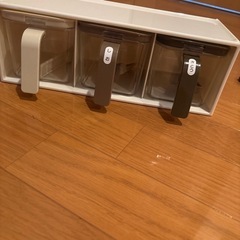 パール金属調味料入れの画像