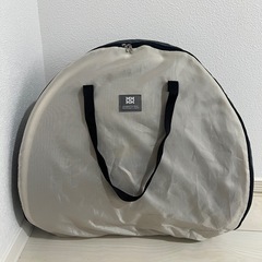 ベビーアムール ベッドインベッド 折りたたみ式 持ち運びバッグ付き グレーの画像