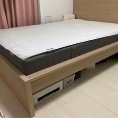 IKEA ダブル　マットレスのみ
の画像