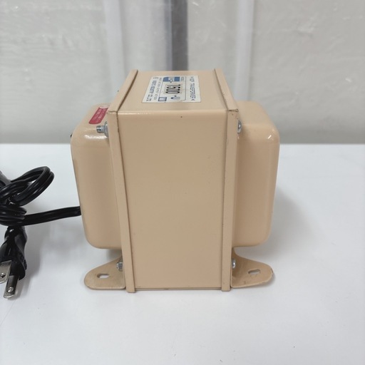 【?買取市場 柴田店】 I763 ? 日章工業 変圧器（ダウントランス）「トランスフォーマ NDF-Uシリーズ」（120V・1500W