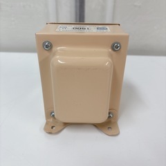 【🐤買取市場 柴田店】 I763 🌈 日章工業 変圧器（ダウントランス）「トランスフォーマ NDF-Uシリーズ」（120V・1500W） ⭐ クリーニング済の画像